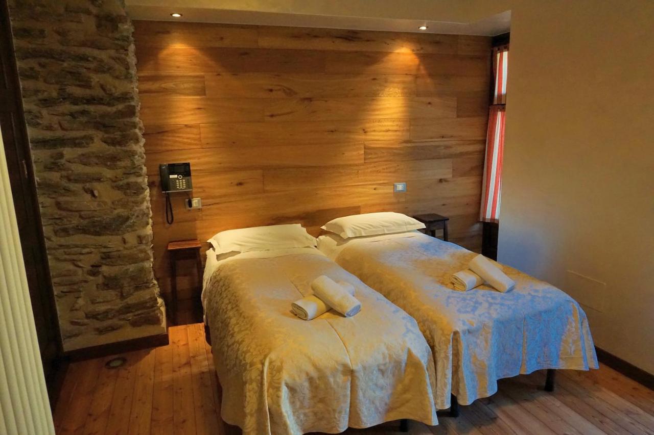 Albergo Diffuso Ceaglio Valle Maira Marmora Esterno foto